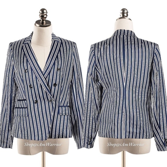 Banana Republic satin stripe double breasted blazer & matching ankle pant - Picture 3 of 16
